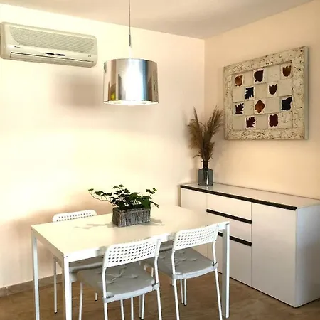 Apartament Riba Riu * Deltebre